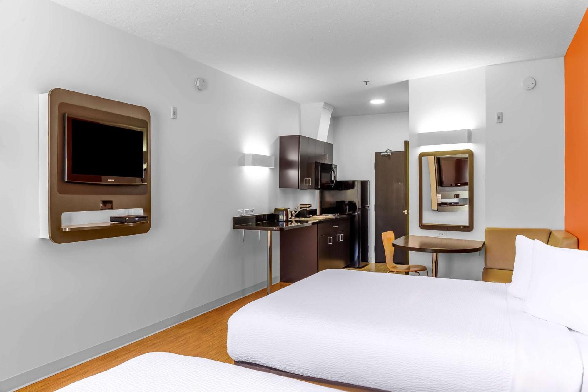 Motel 6-Swift Current, Sk Exterior photo